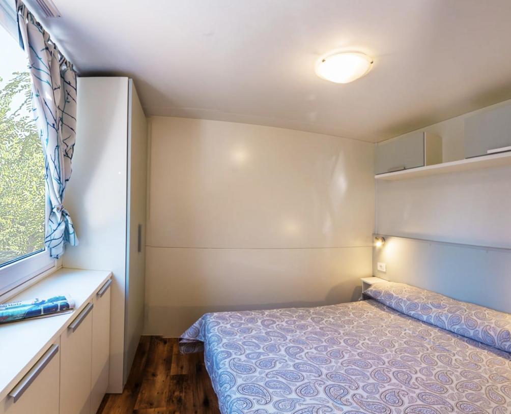 Eurocampingpacengo Hotel Lazise Exterior photo